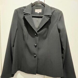 Victoria New York 2-Piece Black Skirt Suit Sz.14